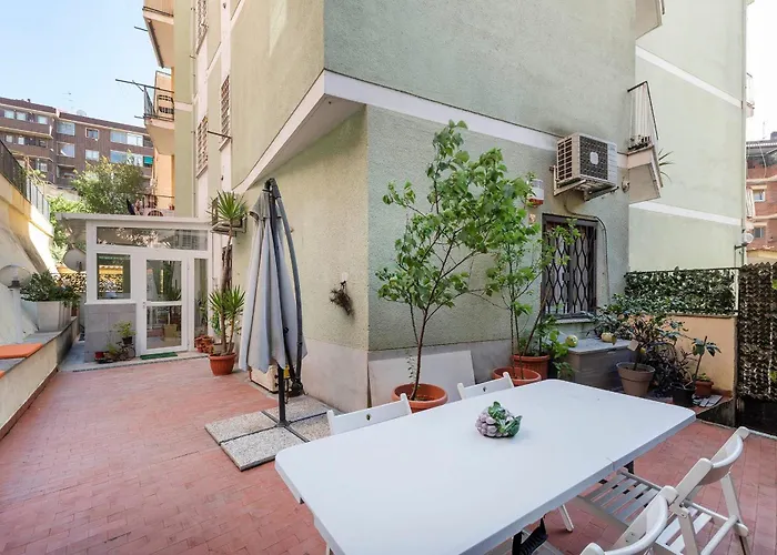 Art&garden Gemelli - Metro A - Vaticano Apartment *